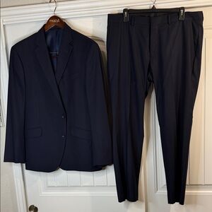Reaction Kenneth Cole Navy Men's Suit